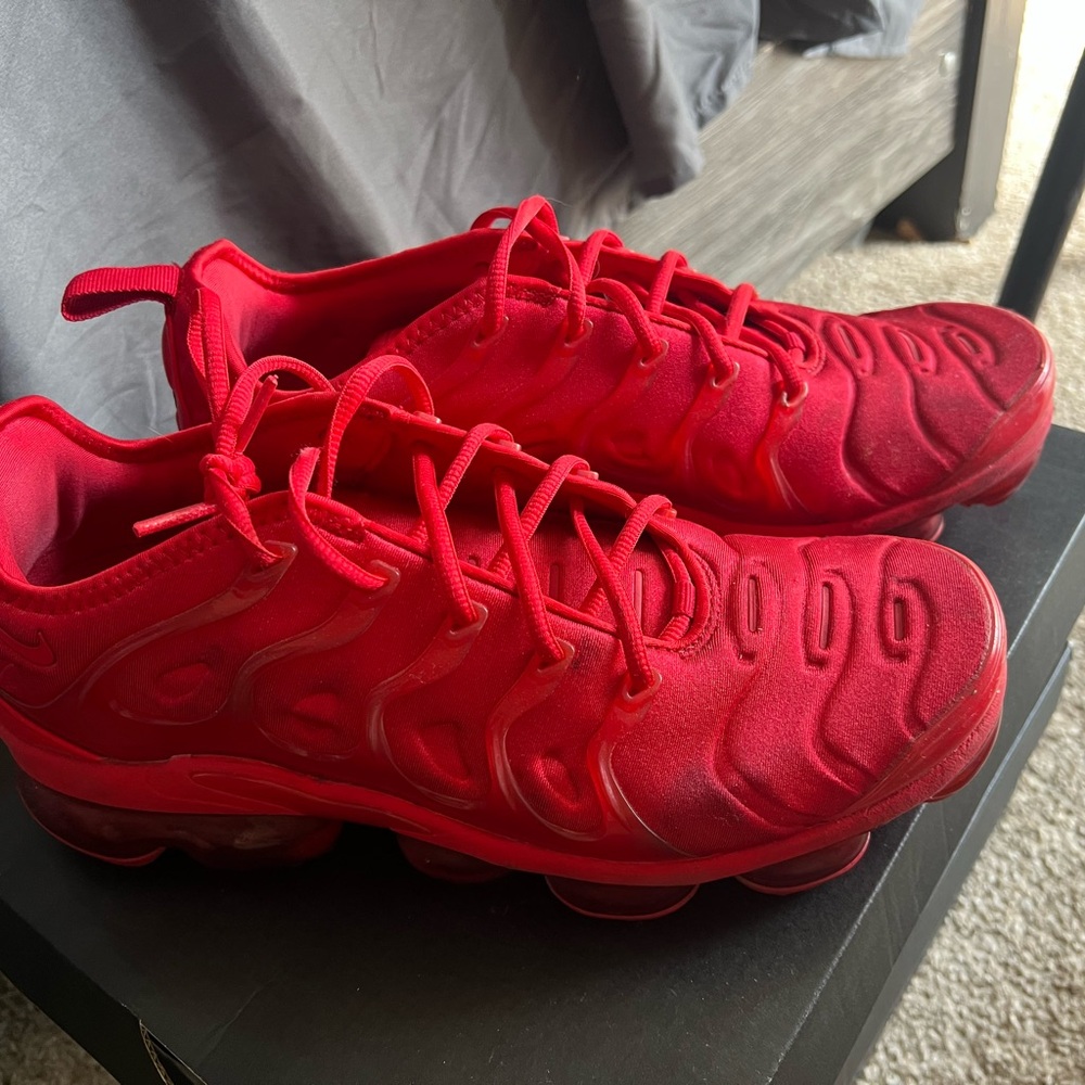 Nike Red Men's Sneakers